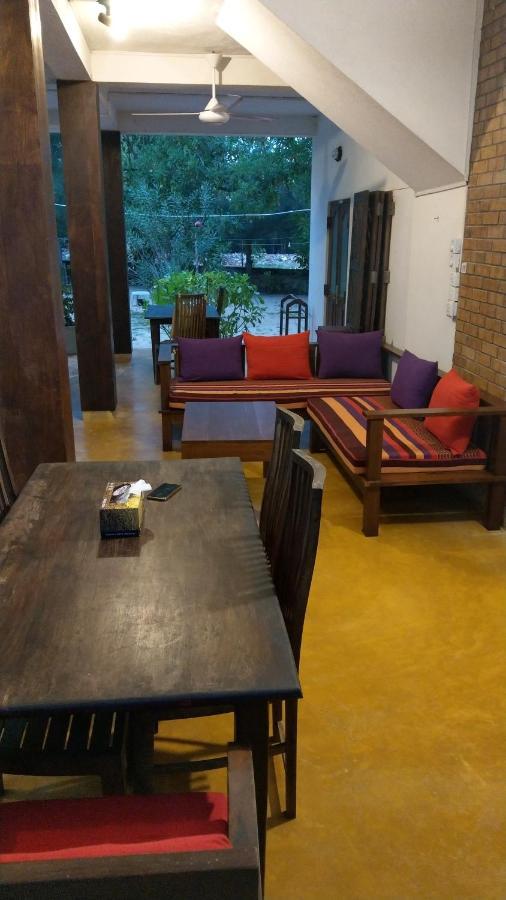 Tropical Garden Apartment แทนกาลเล ภายนอก รูปภาพ